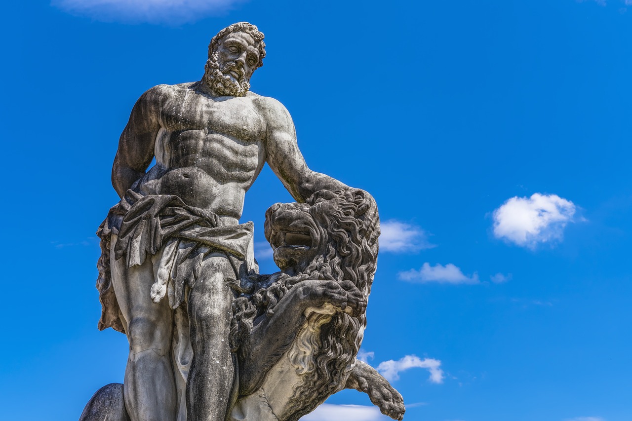 statue of hercules 2531191_1280
